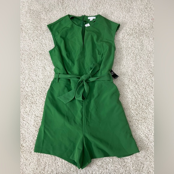 New York & Company Pants - Women’s Large Green NY & Company Sleeveless Romper NWT